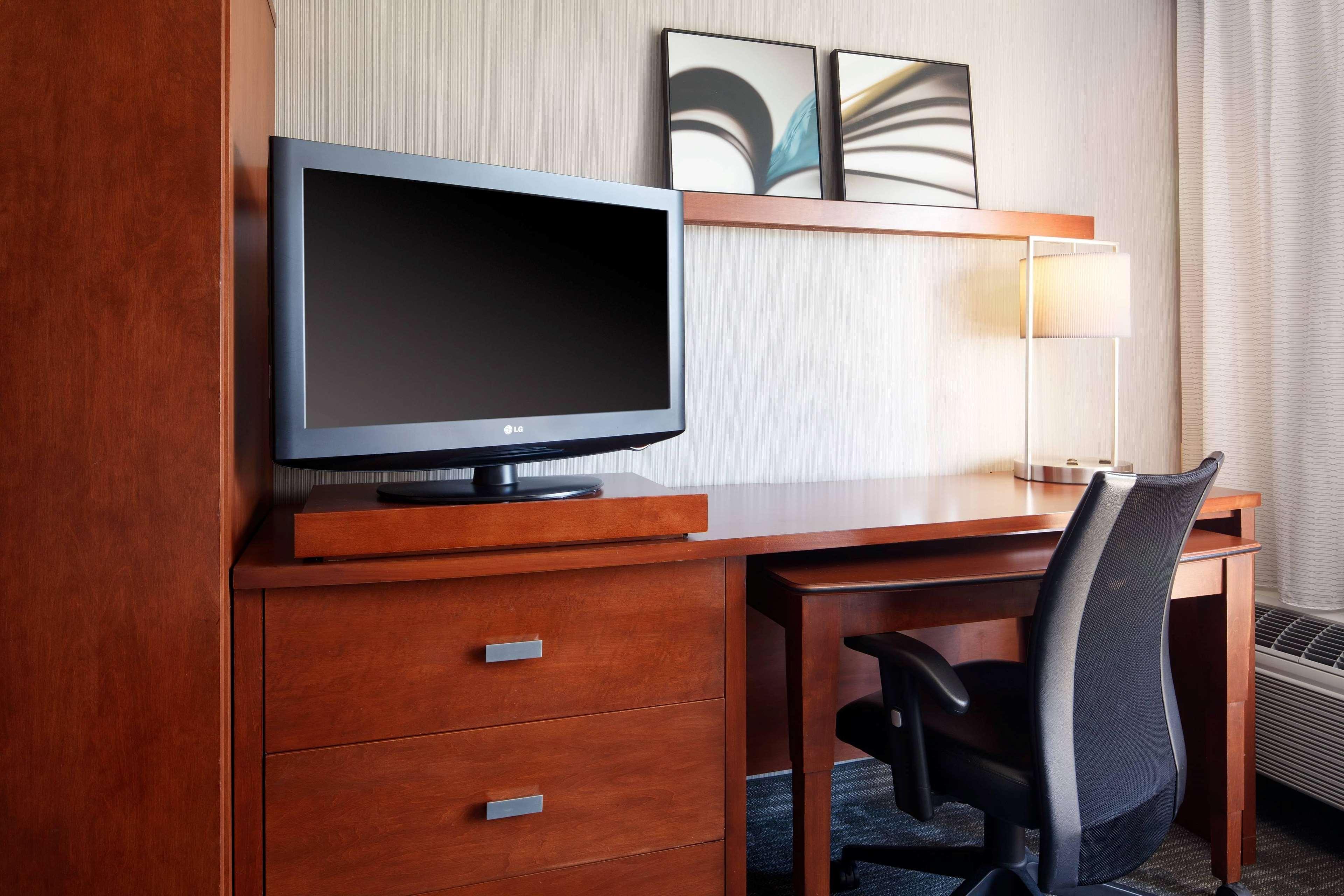 Sonesta Select Kansas City Airport Tiffany Springs Экстерьер фото